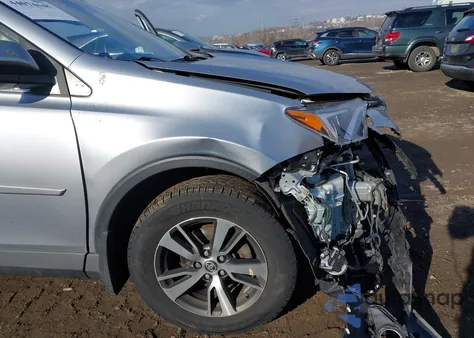 2018 Toyota Rav4 Xle из США, поврежденный, VIN JTMRFREVXJJ190576